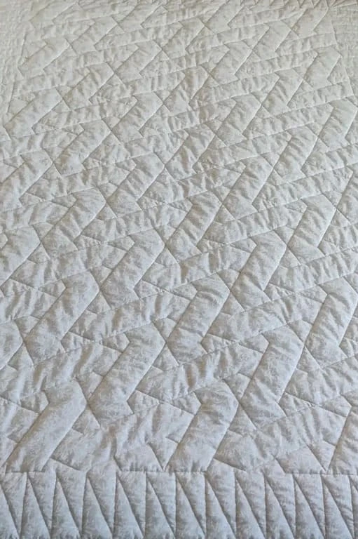 Detail prošívání ve švech