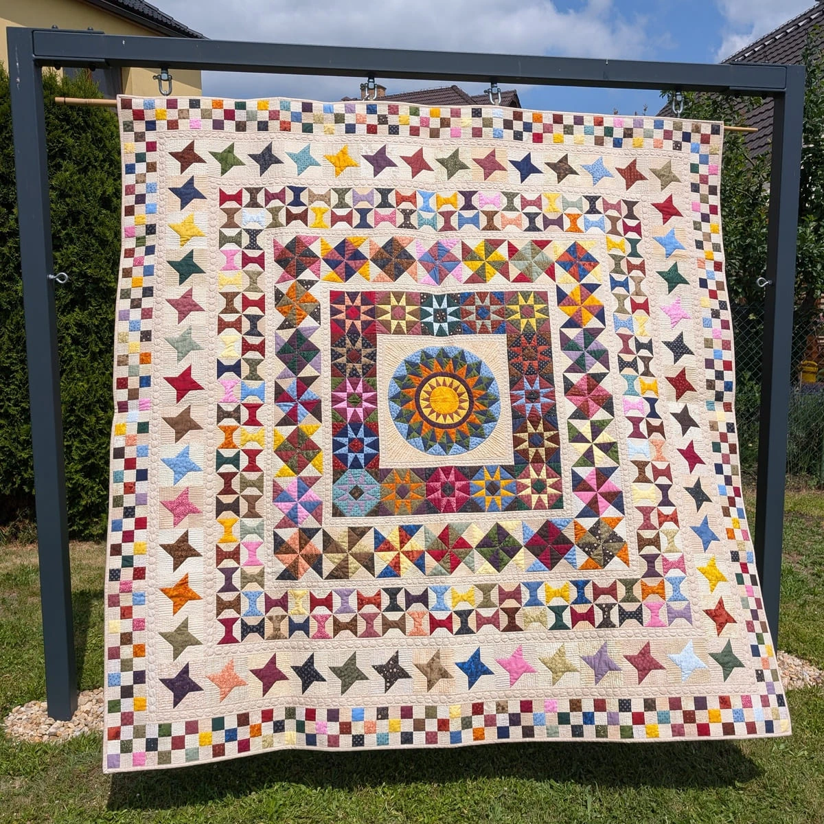 Scrap quilt ve větru